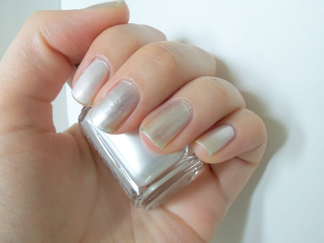 Essie Nail Lacquer In Oui Madame, Review & Swatch