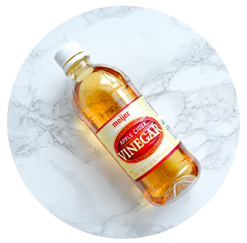 Step 2 – Apple Cider Vinegar Rinse